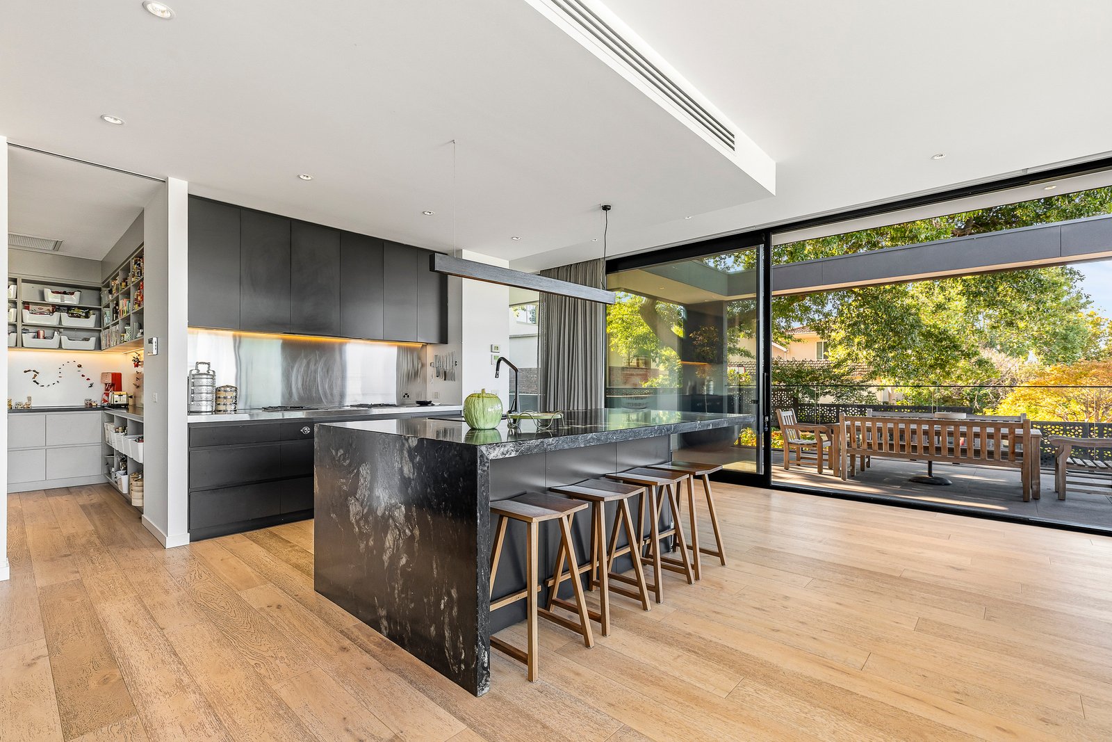 55 Ranfurlie Crescent, Glen Iris, 3146