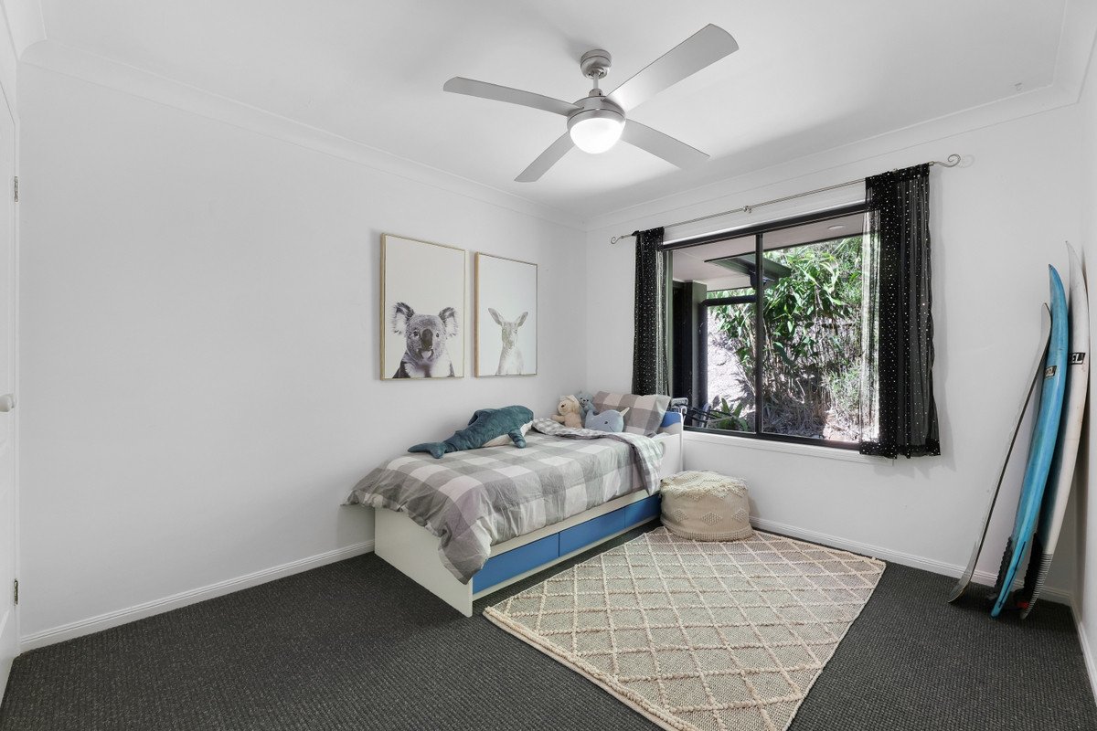 55 Simpsons Road Elanora 9