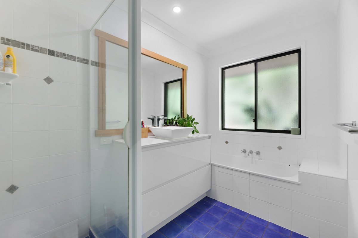 55 Simpsons Road Elanora 11