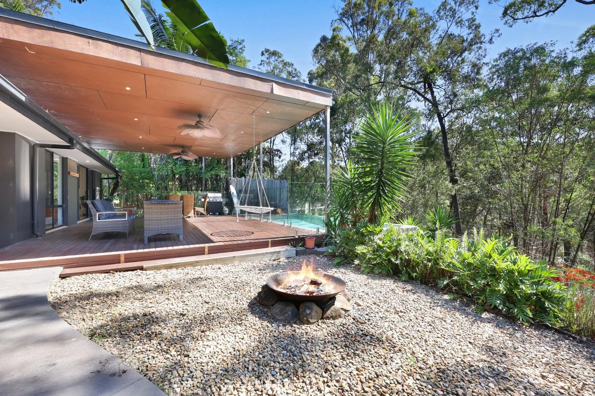 55 Simpsons Road Elanora 19