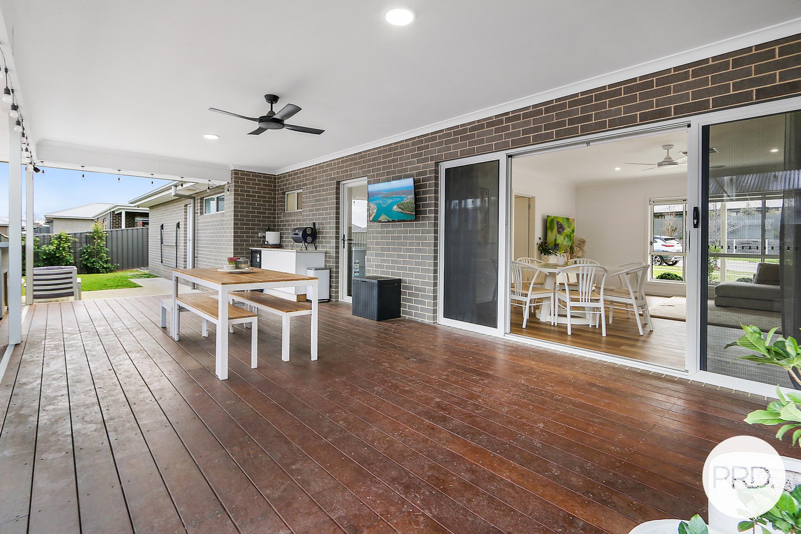 55 Southgate Drive LENEVA 4
