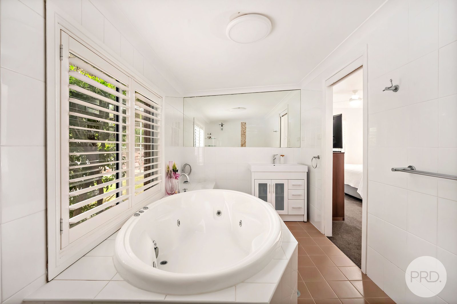 55 Spinnaker Way CORLETTE 12