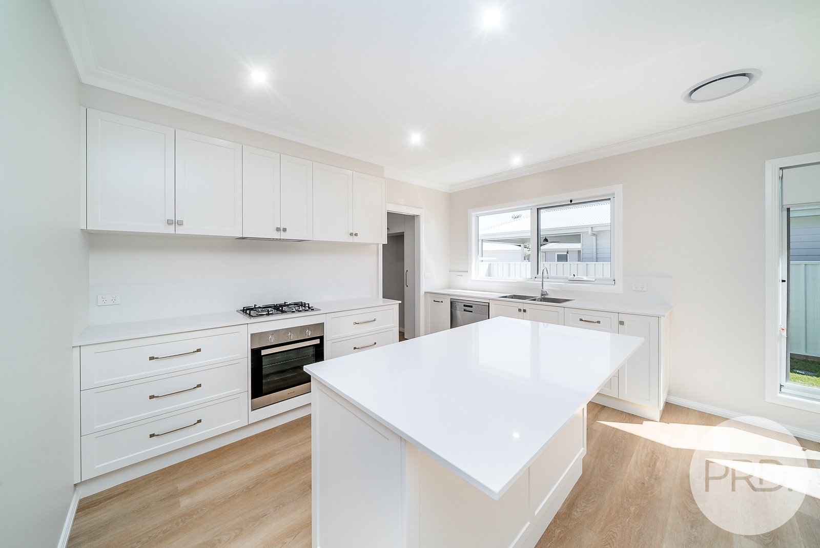 55 Spring Street WAGGA WAGGA 6