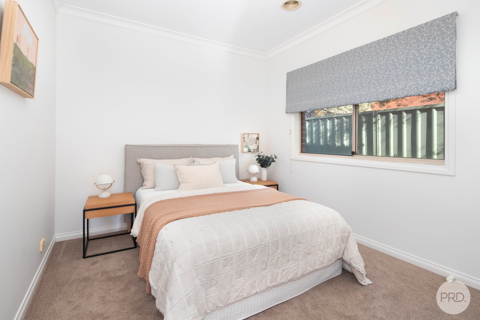 55 St Michaels Place LAKE GARDENS 14