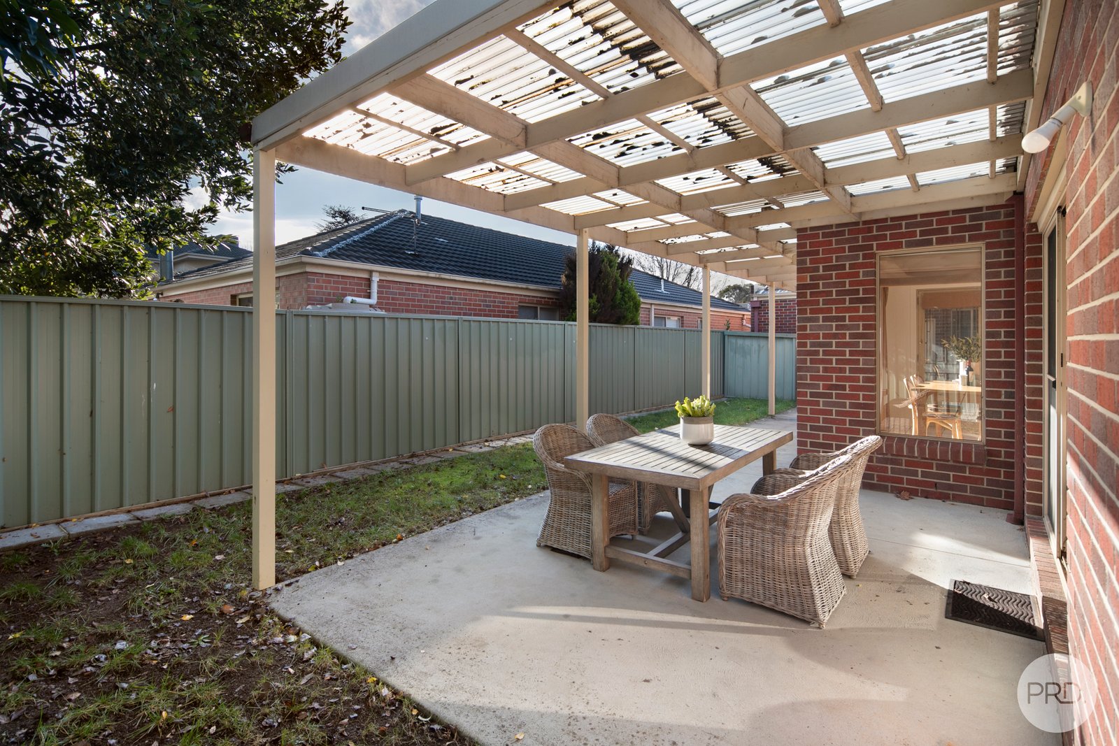 55 St Michaels Place LAKE GARDENS 16