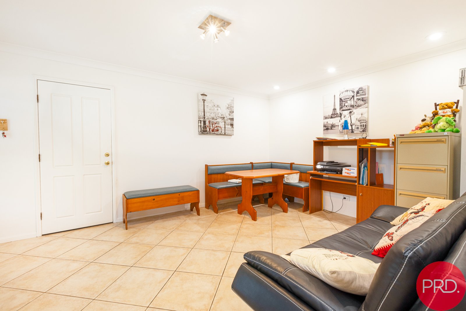 55 Streeton Drive METFORD 8