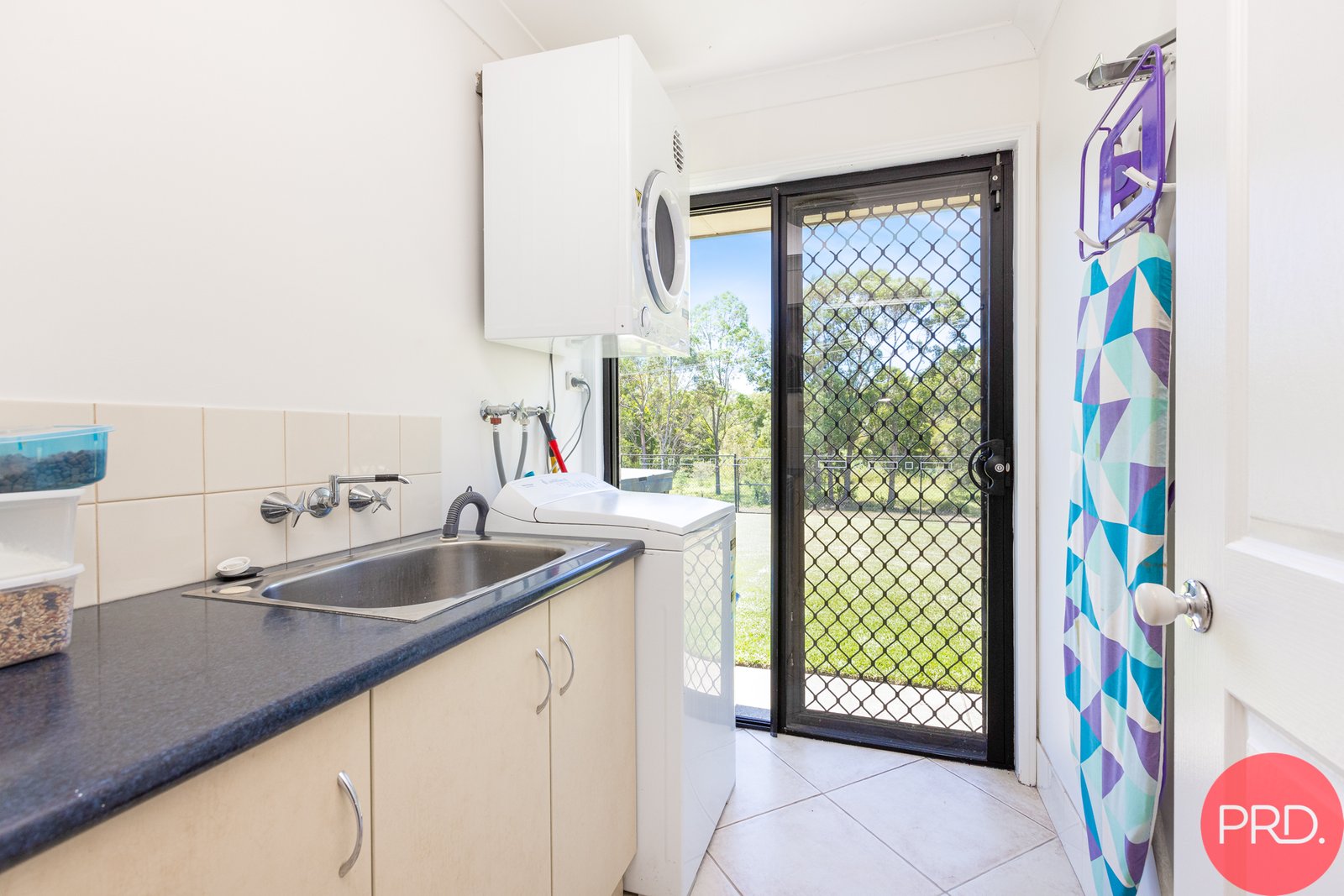 55 Streeton Drive METFORD 25