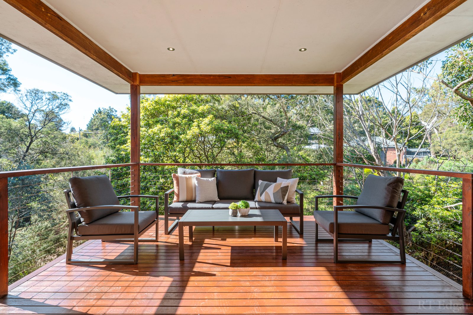 Real Estate and Property in 55 The Ridge, Mount Eliza, VIC