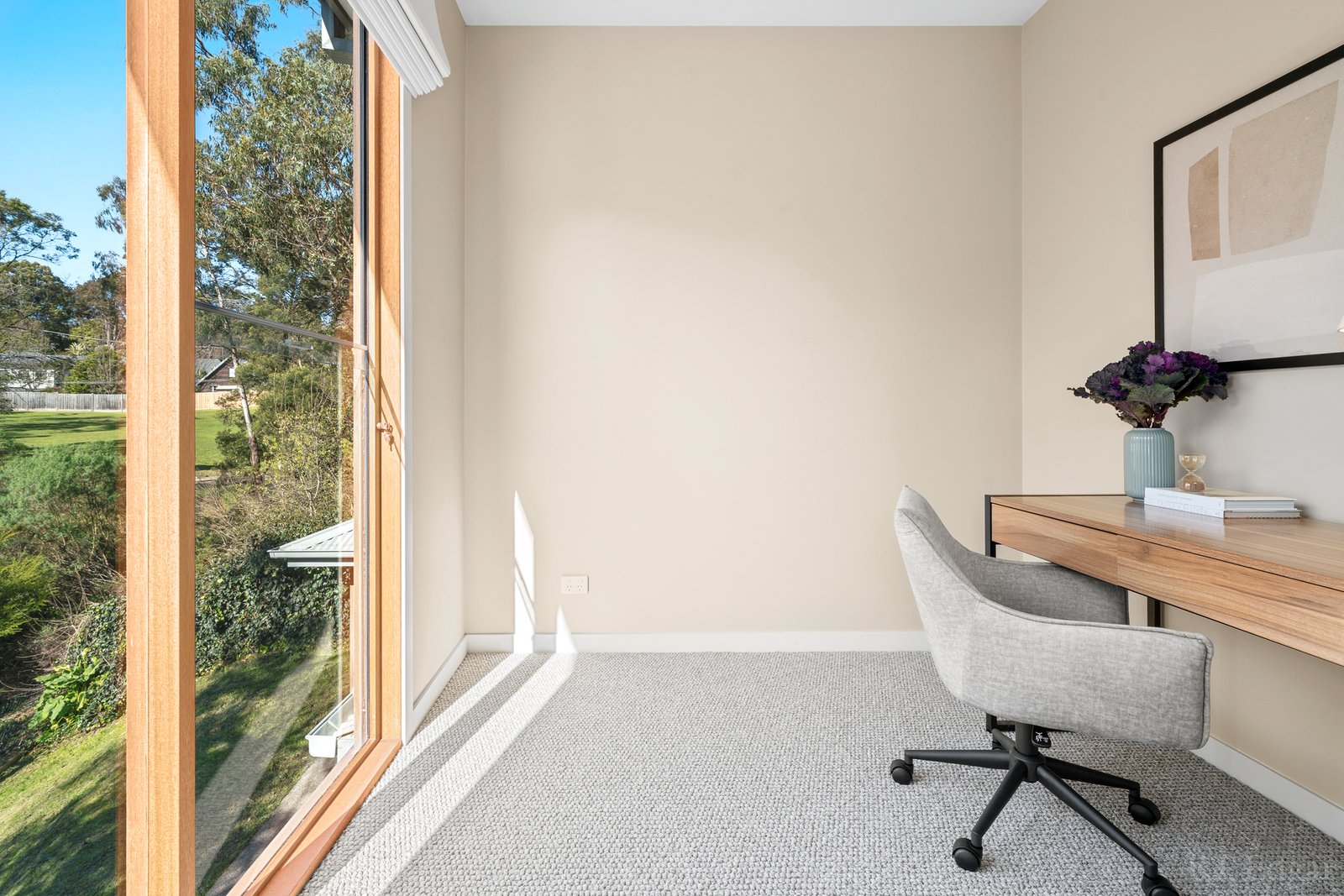 Real Estate and Property in 55 The Ridge, Mount Eliza, VIC