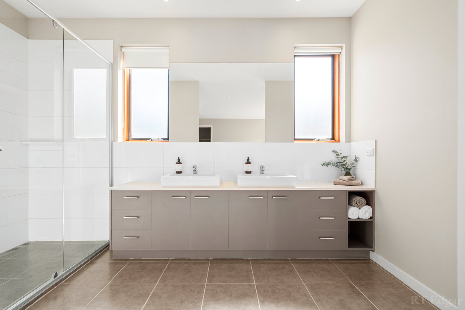 Real Estate and Property in 55 The Ridge, Mount Eliza, VIC