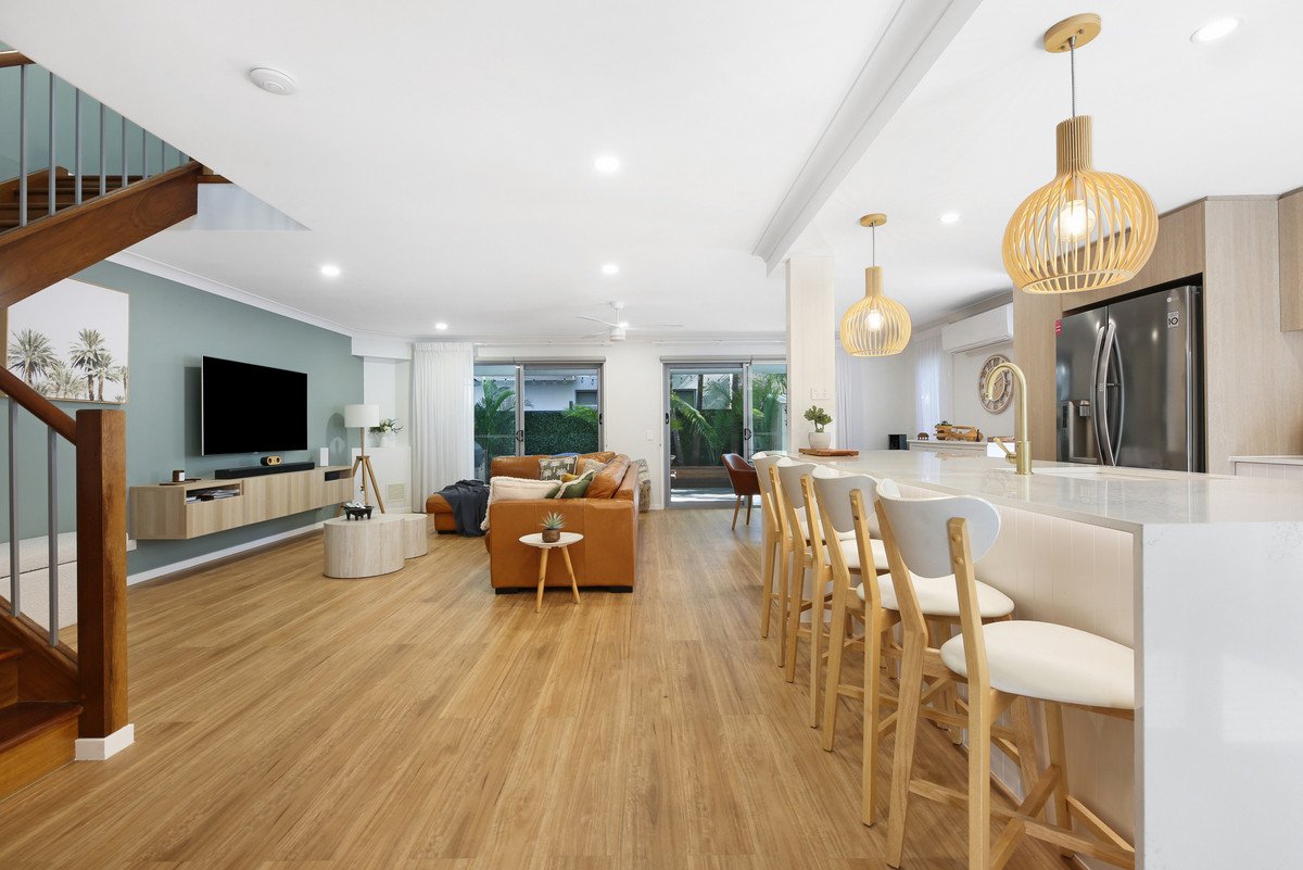 55 Tours Way Burleigh Waters 2