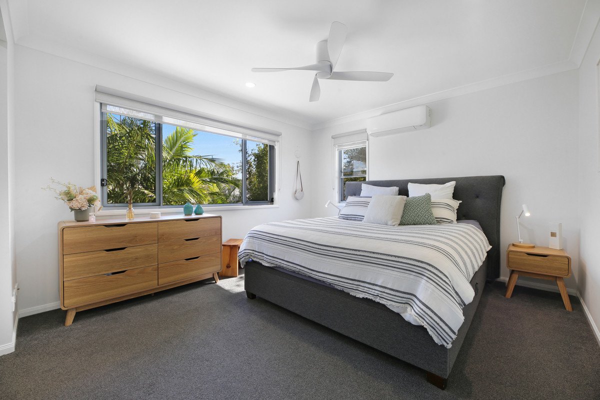55 Tours Way Burleigh Waters 11