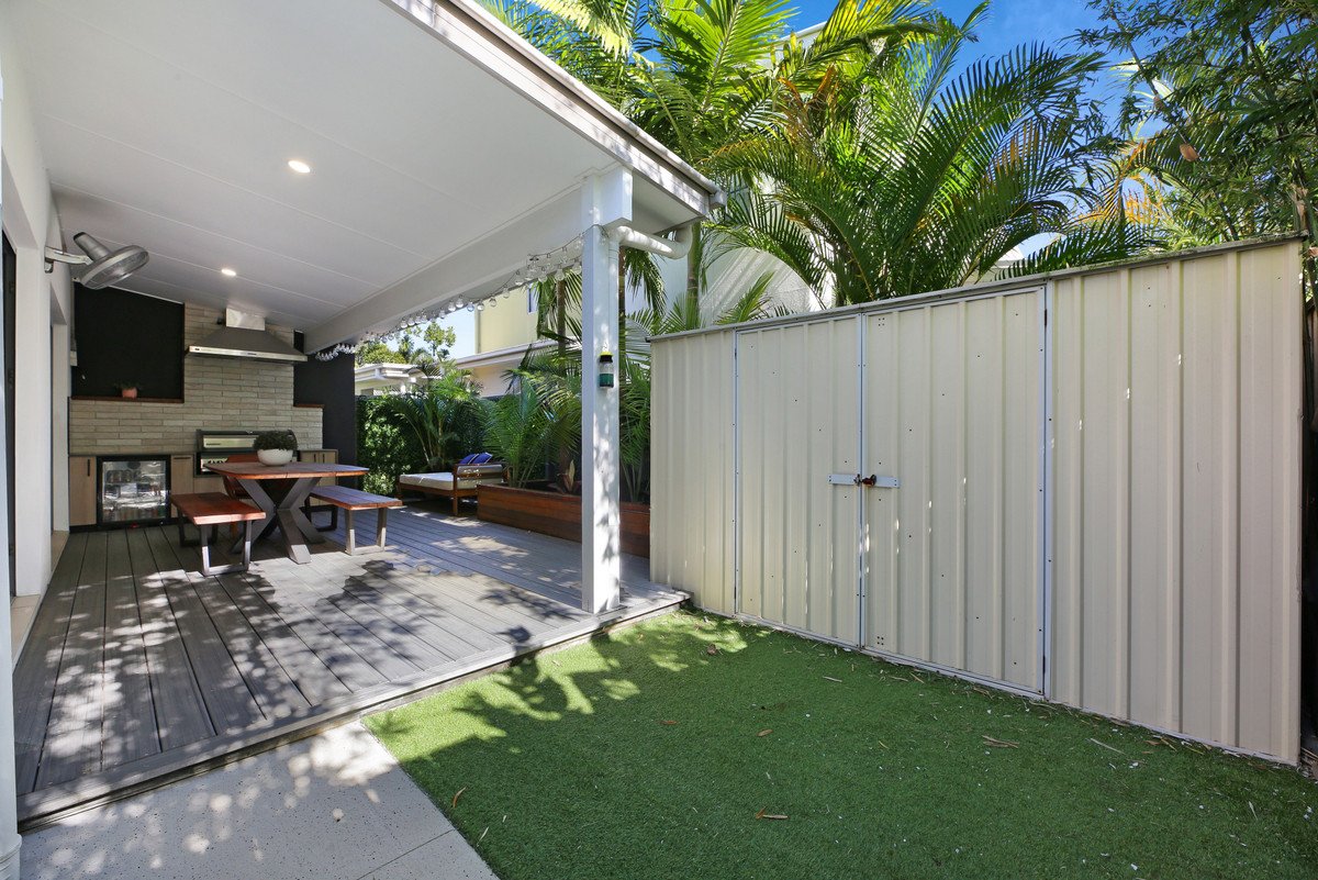 55 Tours Way Burleigh Waters 25