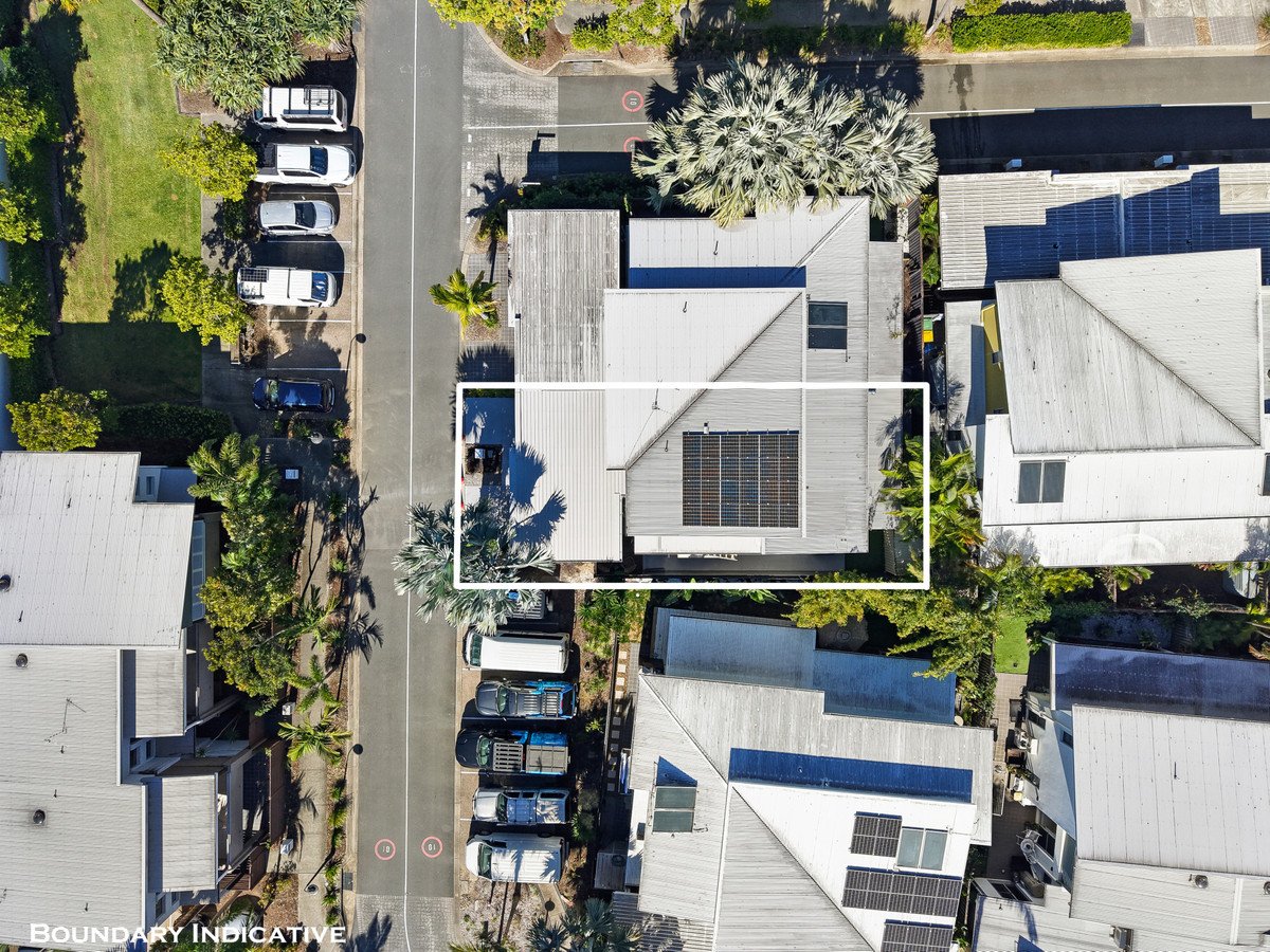 55 Tours Way Burleigh Waters 27