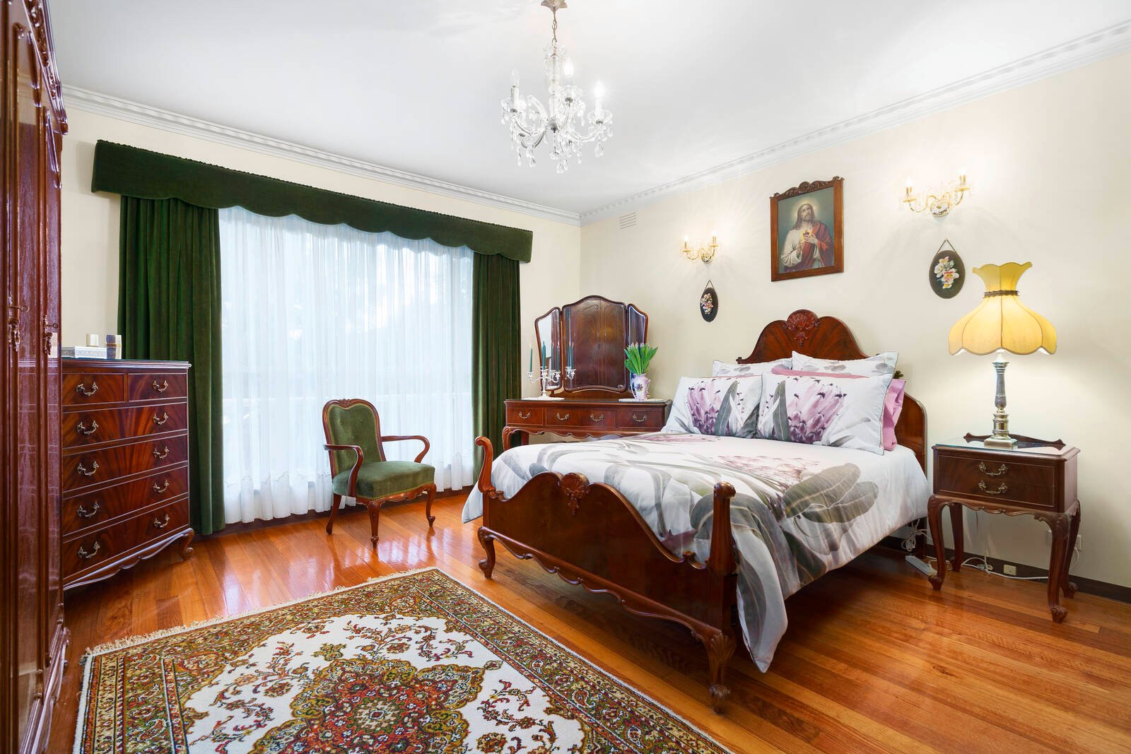 Real Estate and Property in 55 Tristania Street, Doncaster East, VIC