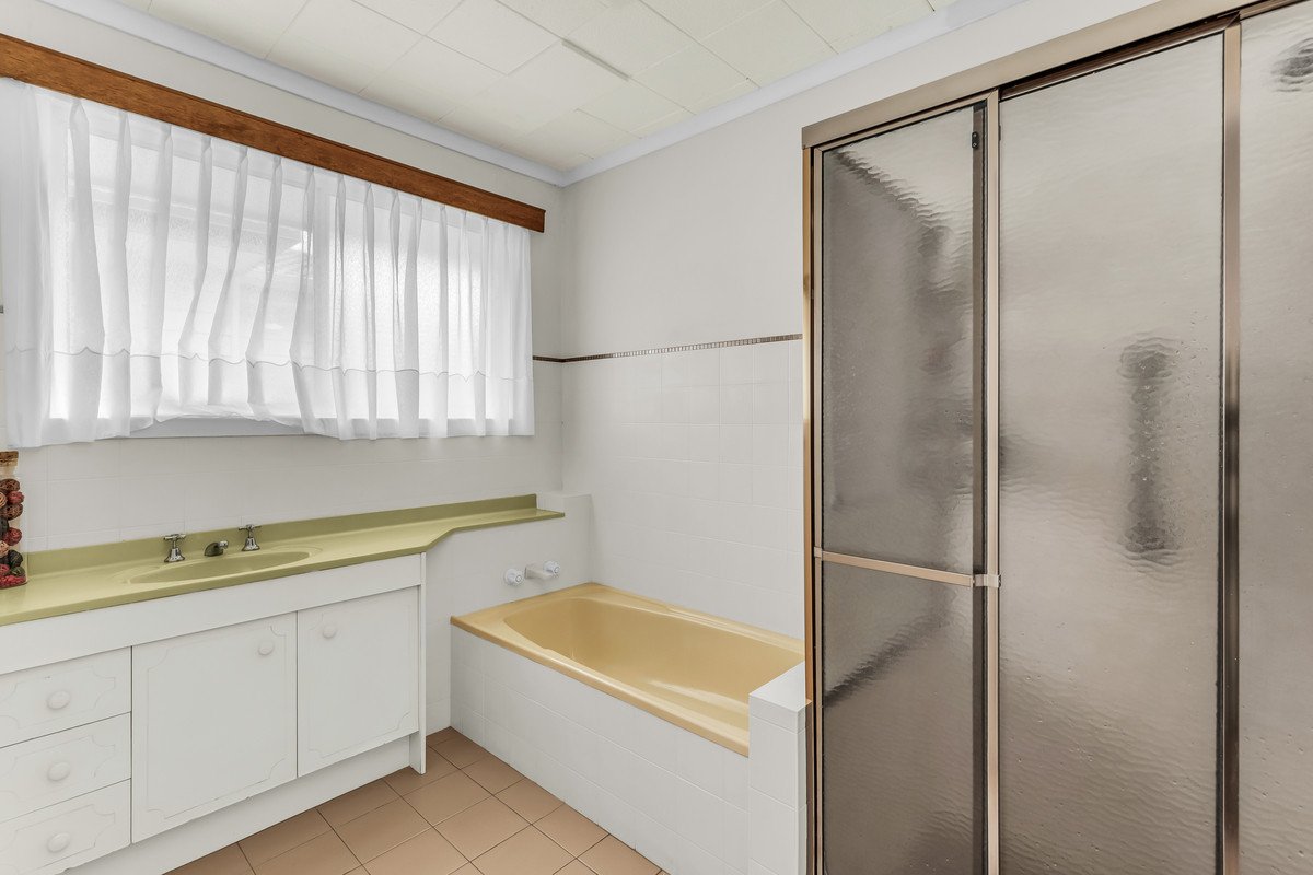 55 Twelfth Avenue Palm Beach 12