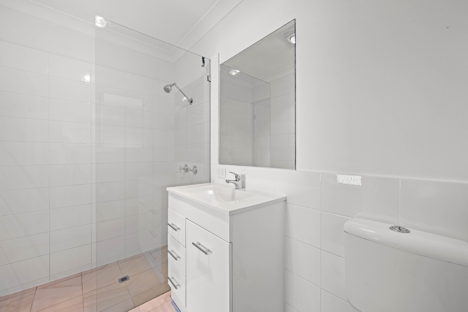 5/5 Warriewood Place ROBINA 9