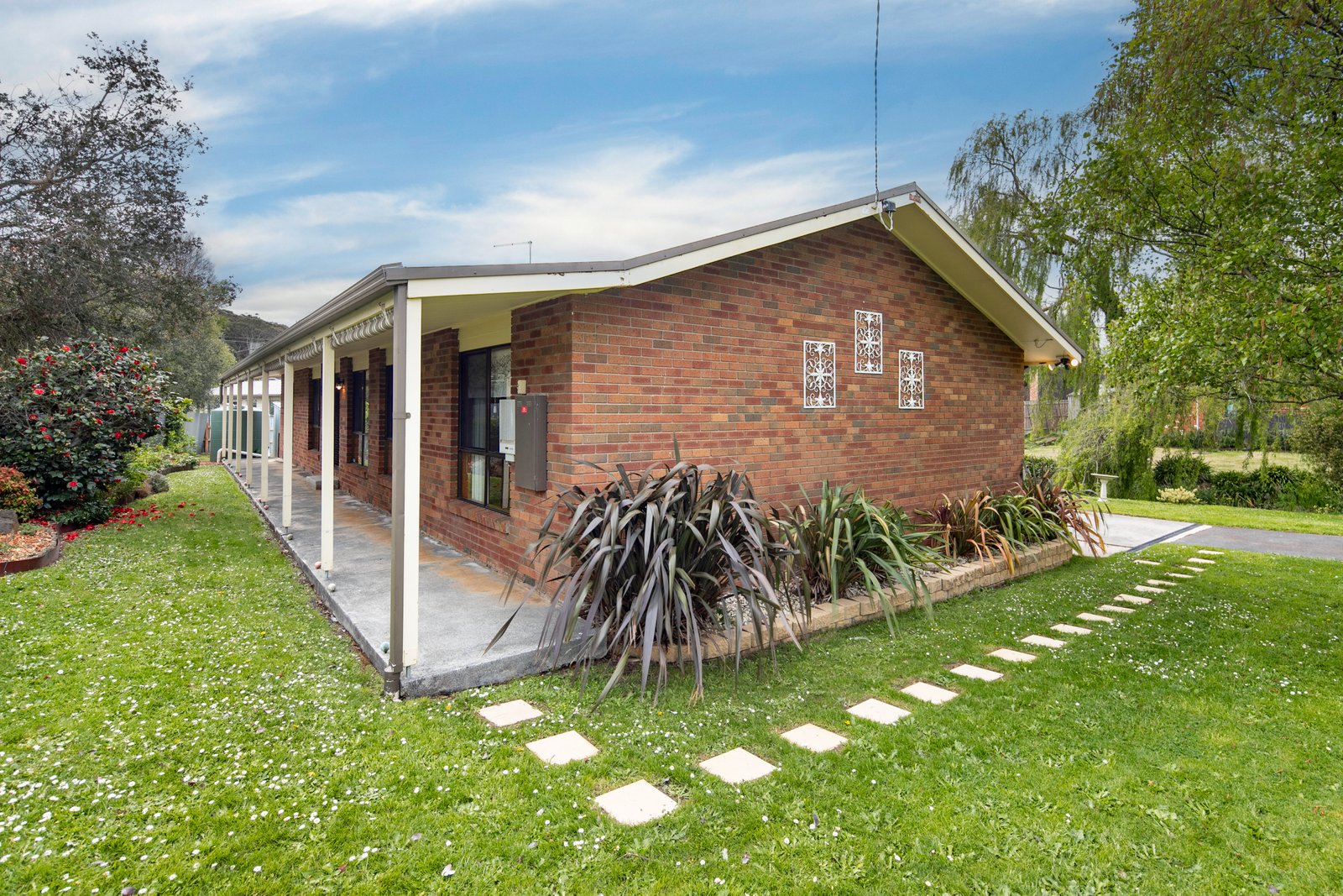 55 Water Street BROWN HILL 5