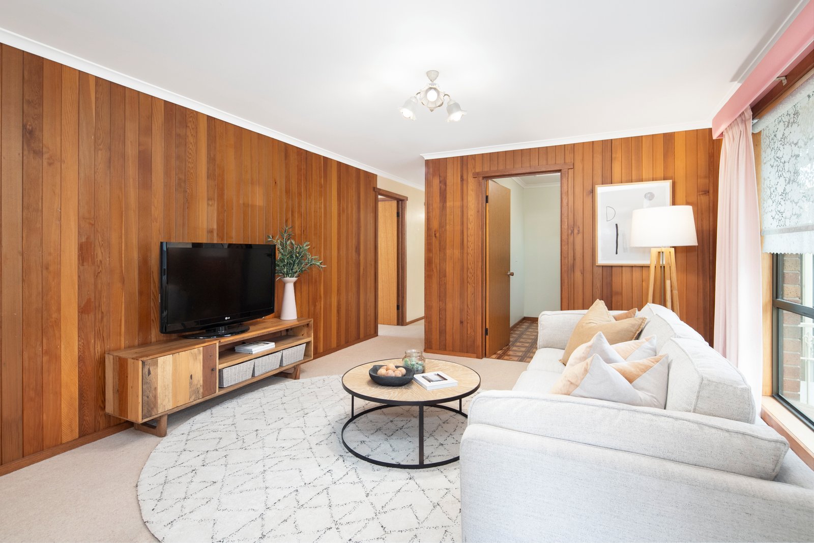 55 Water Street BROWN HILL 8