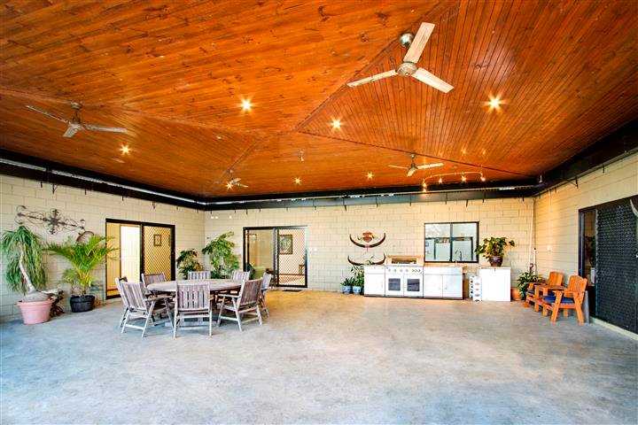 55 Windemere Drive STRATHDICKIE 4