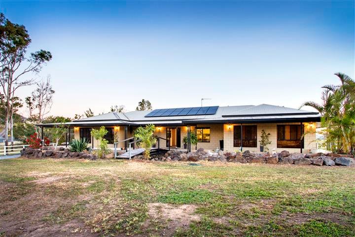 55 Windemere Drive STRATHDICKIE 7