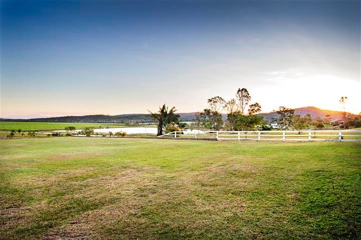 55 Windemere Drive STRATHDICKIE 13