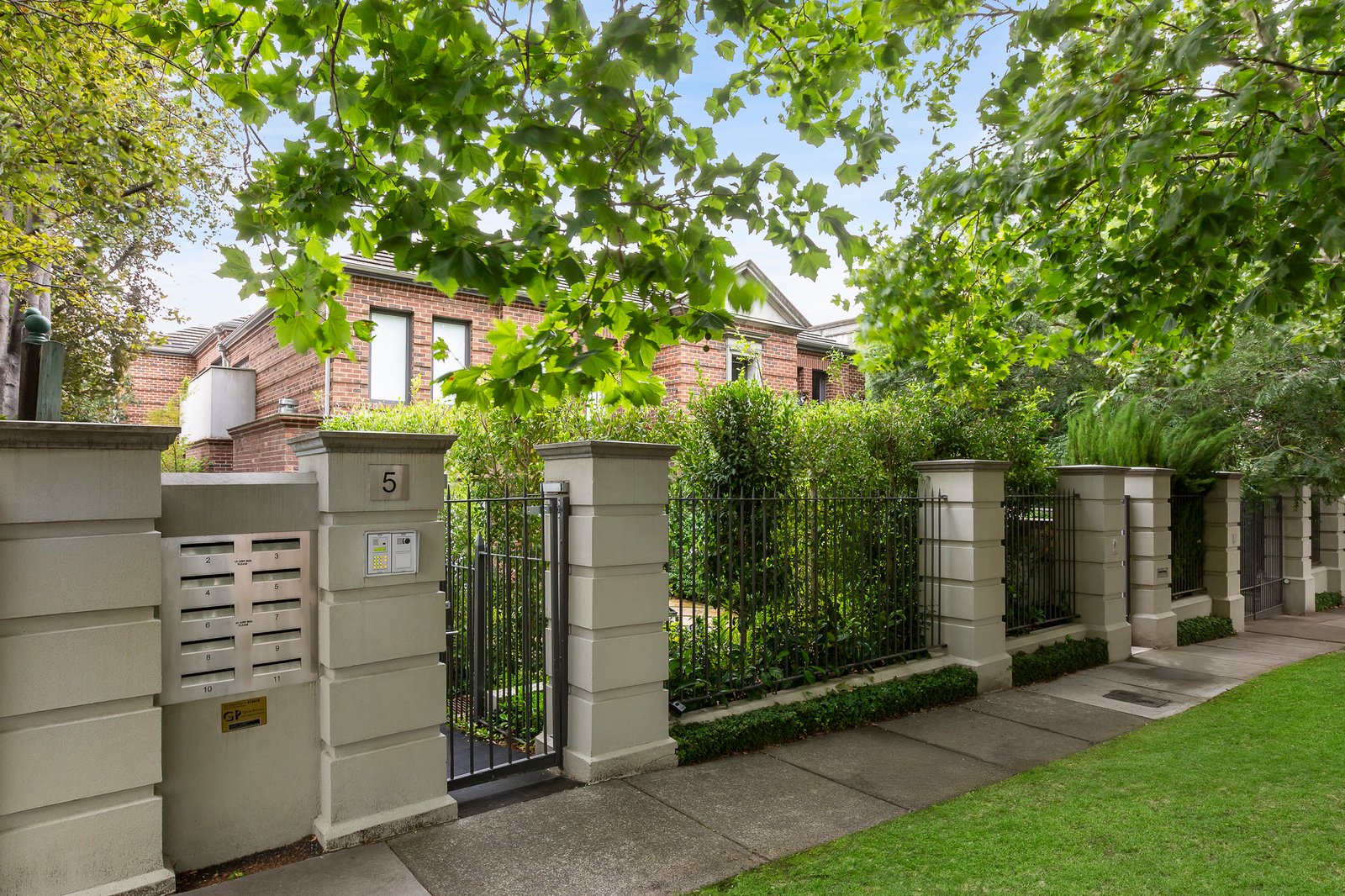 5/5 Woorigoleen Road, Toorak, 3142