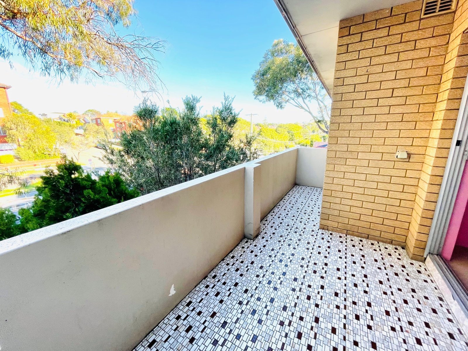 5/50-52 Queen Victoria Street KOGARAH 8