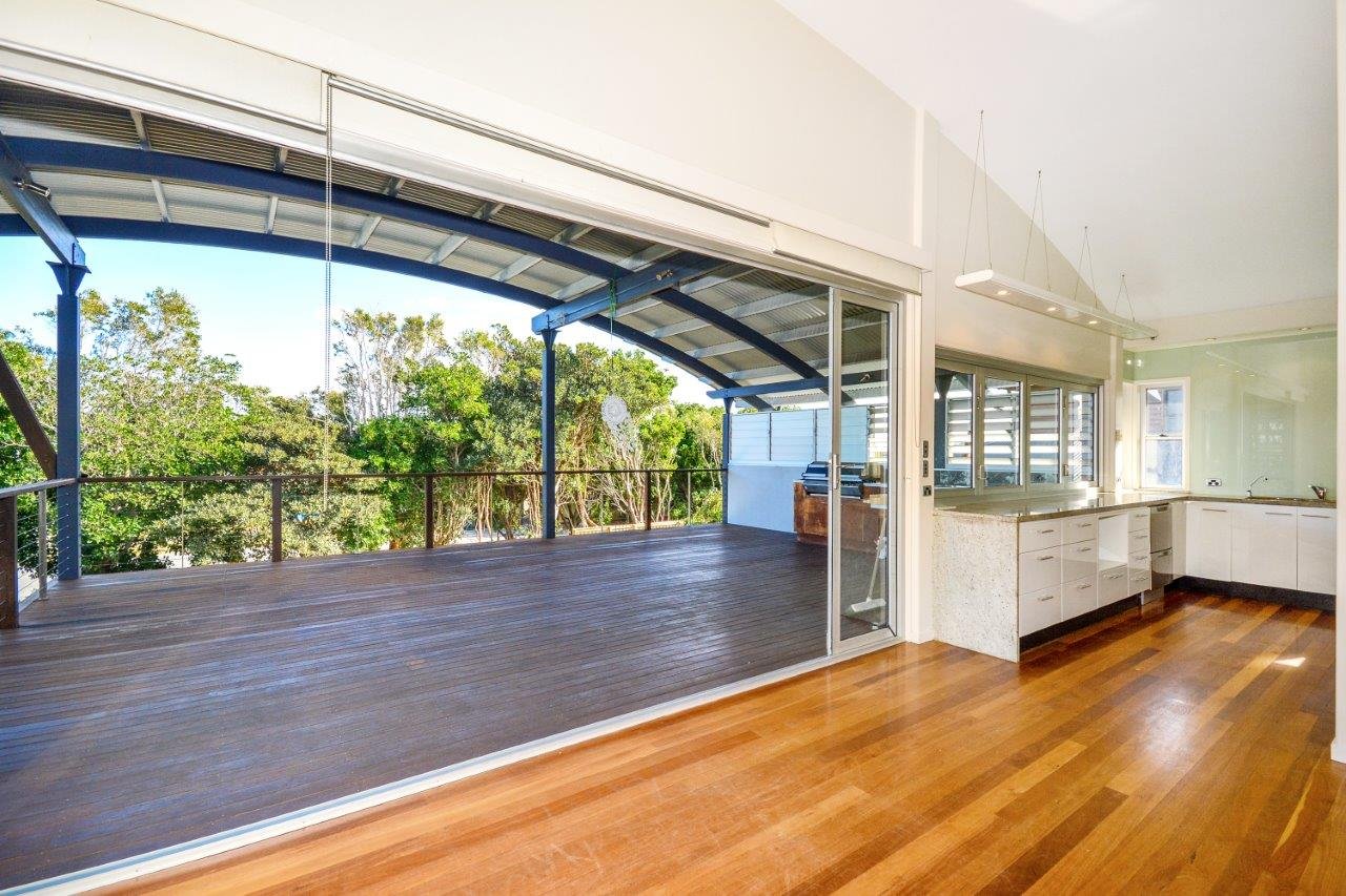 550 Casuarina Way CASUARINA 2
