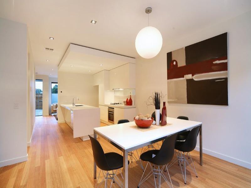 Gallery: 550 Centre Road