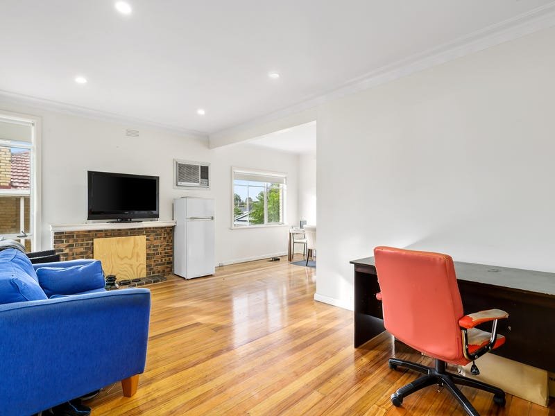 Real Estate and Property in 550 Middleborough Road, Blackburn North, VIC