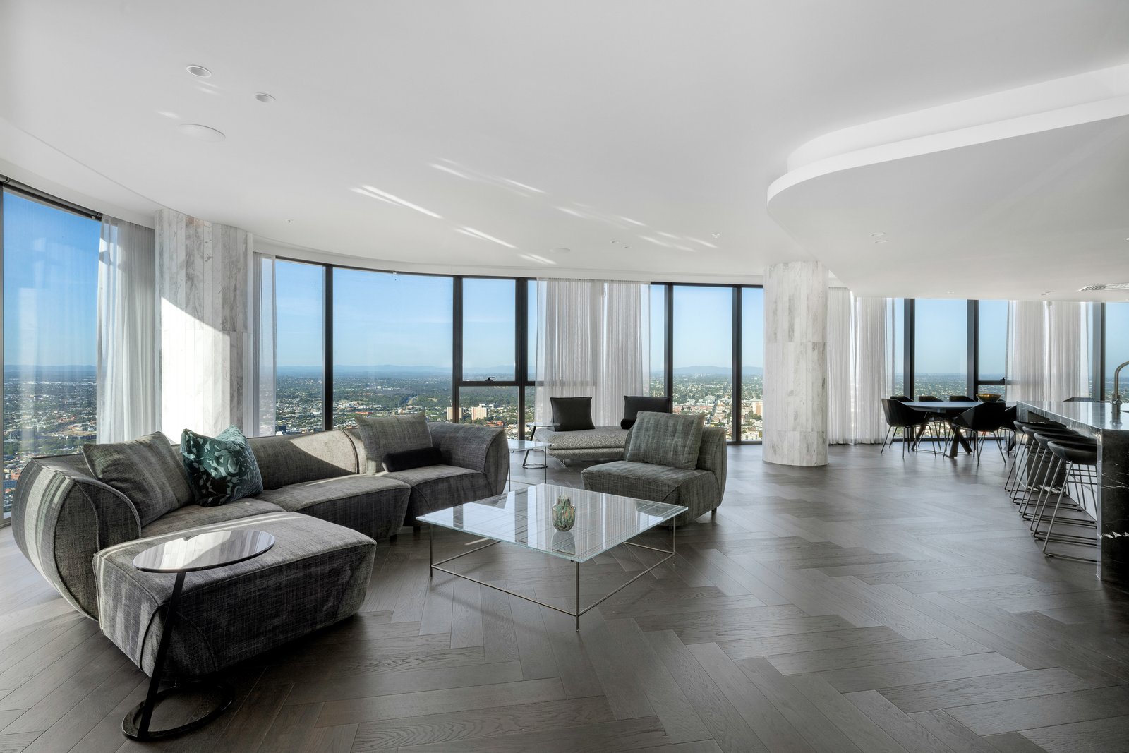 5501/63 Latrobe Street MELBOURNE 2