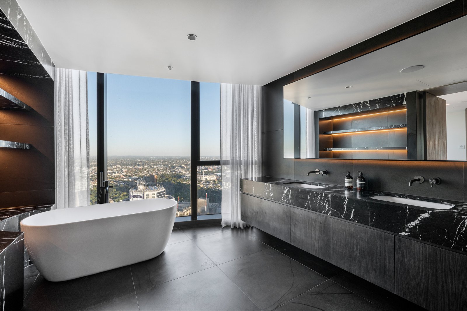 5501/63 Latrobe Street MELBOURNE 5