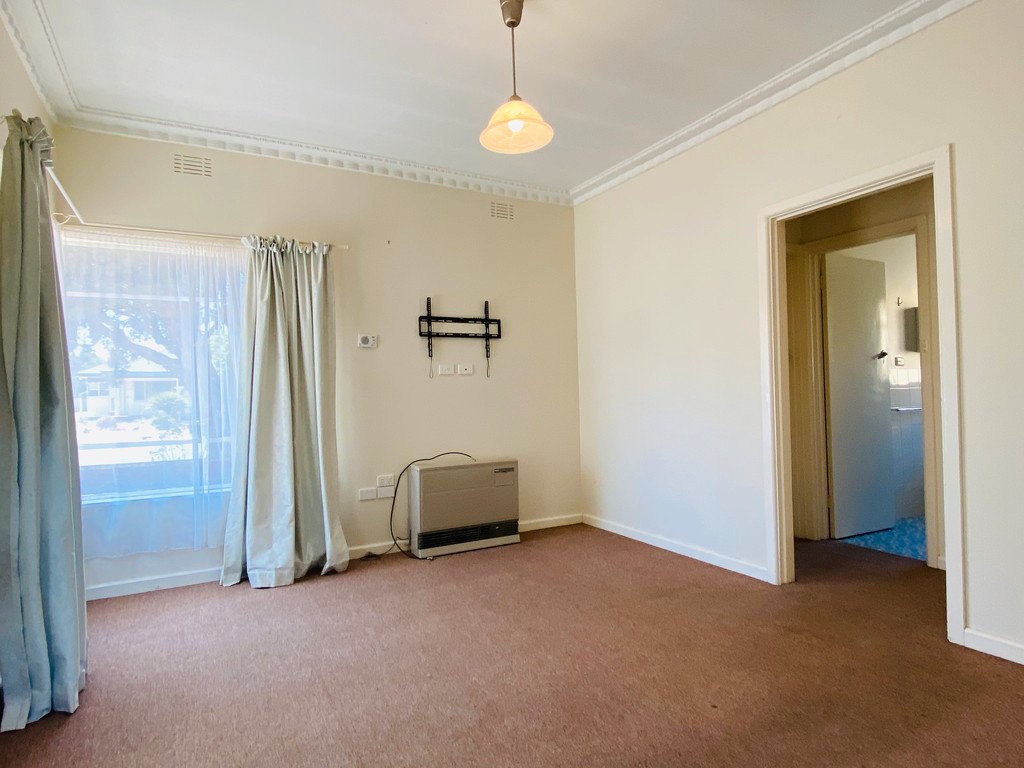 551 Sanders Road LAVINGTON 2