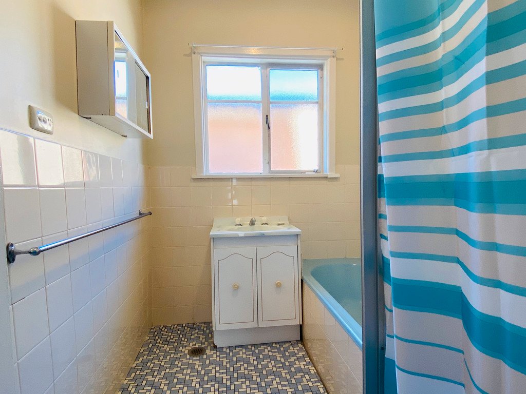 551 Sanders Road LAVINGTON 6