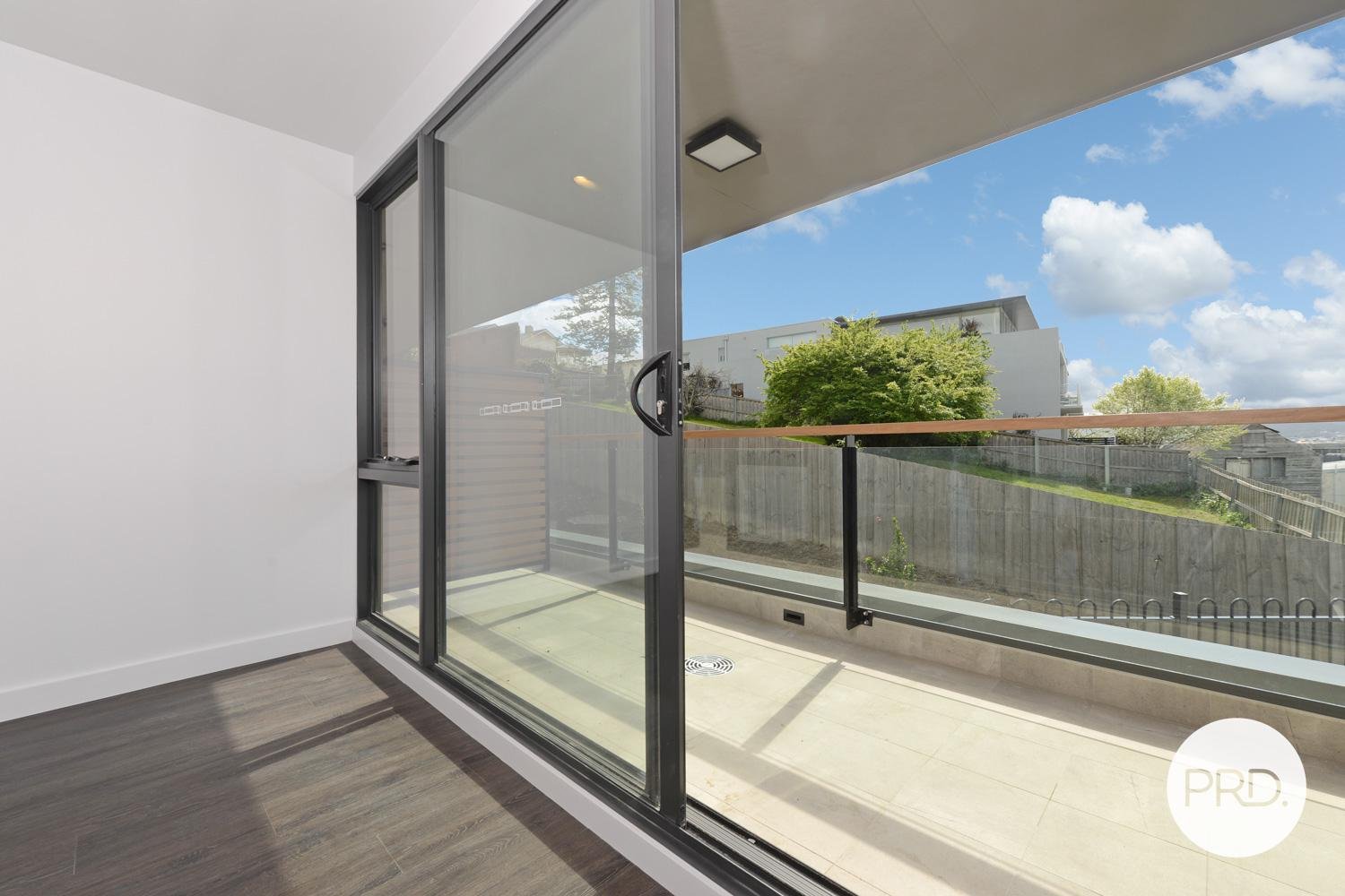 5/51 Sandy Bay Road BATTERY POINT 5