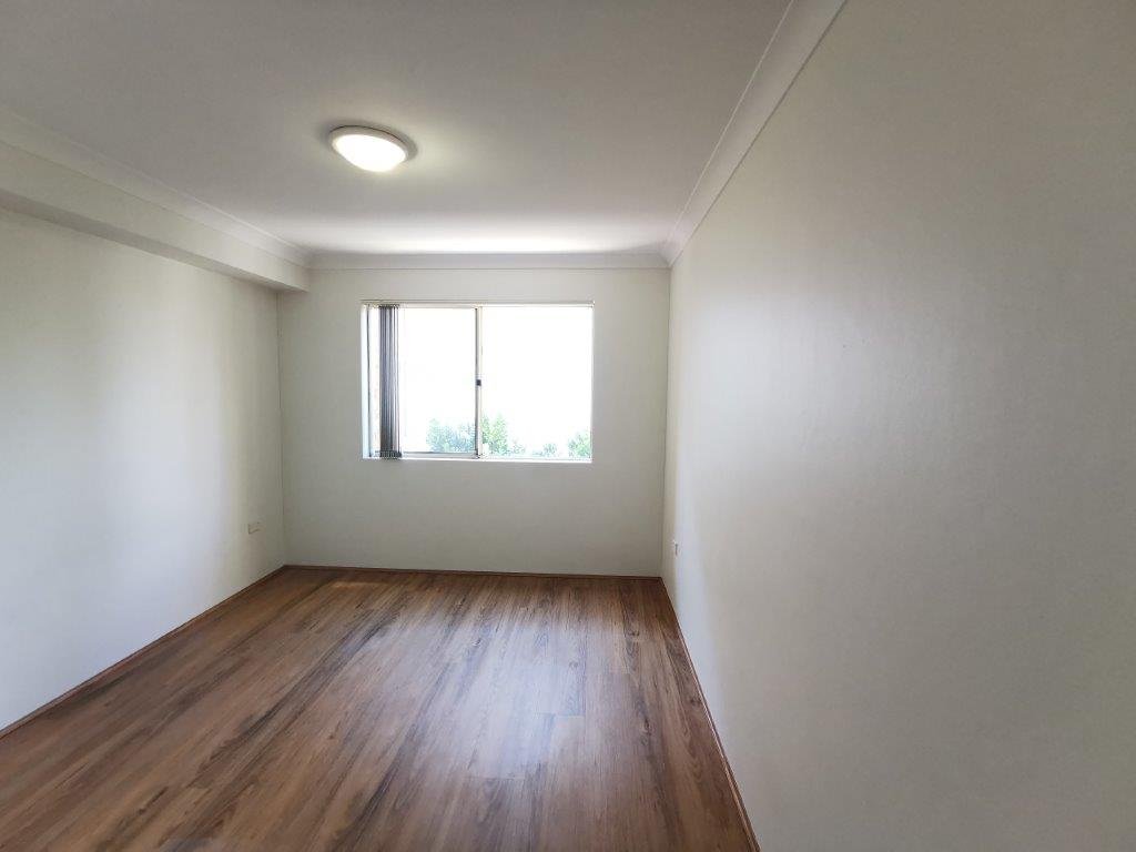 55/10 Broughton Street,  CANTERBURY 6