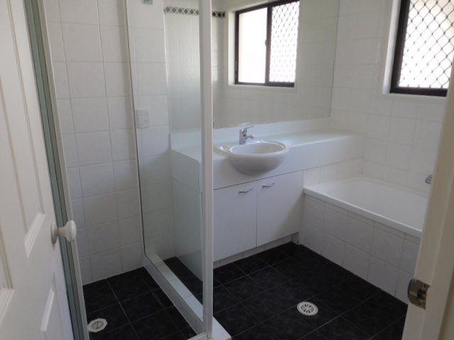 55/2-4 Langport Parade MUDGEERABA 5