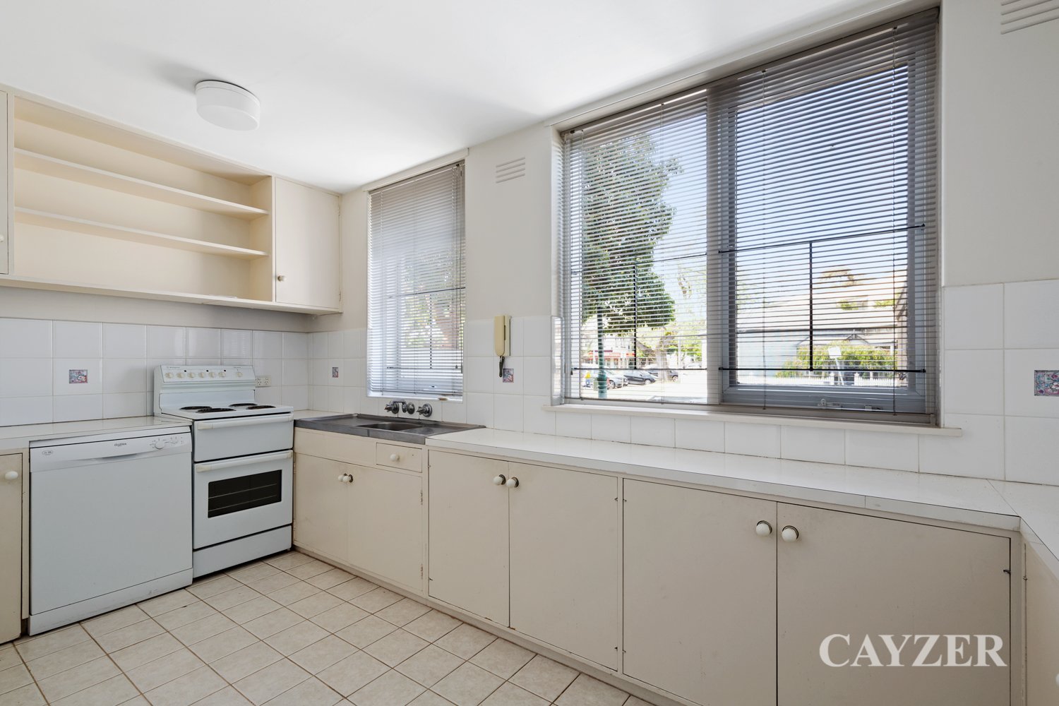 Gallery: 5/52 Moubray Street