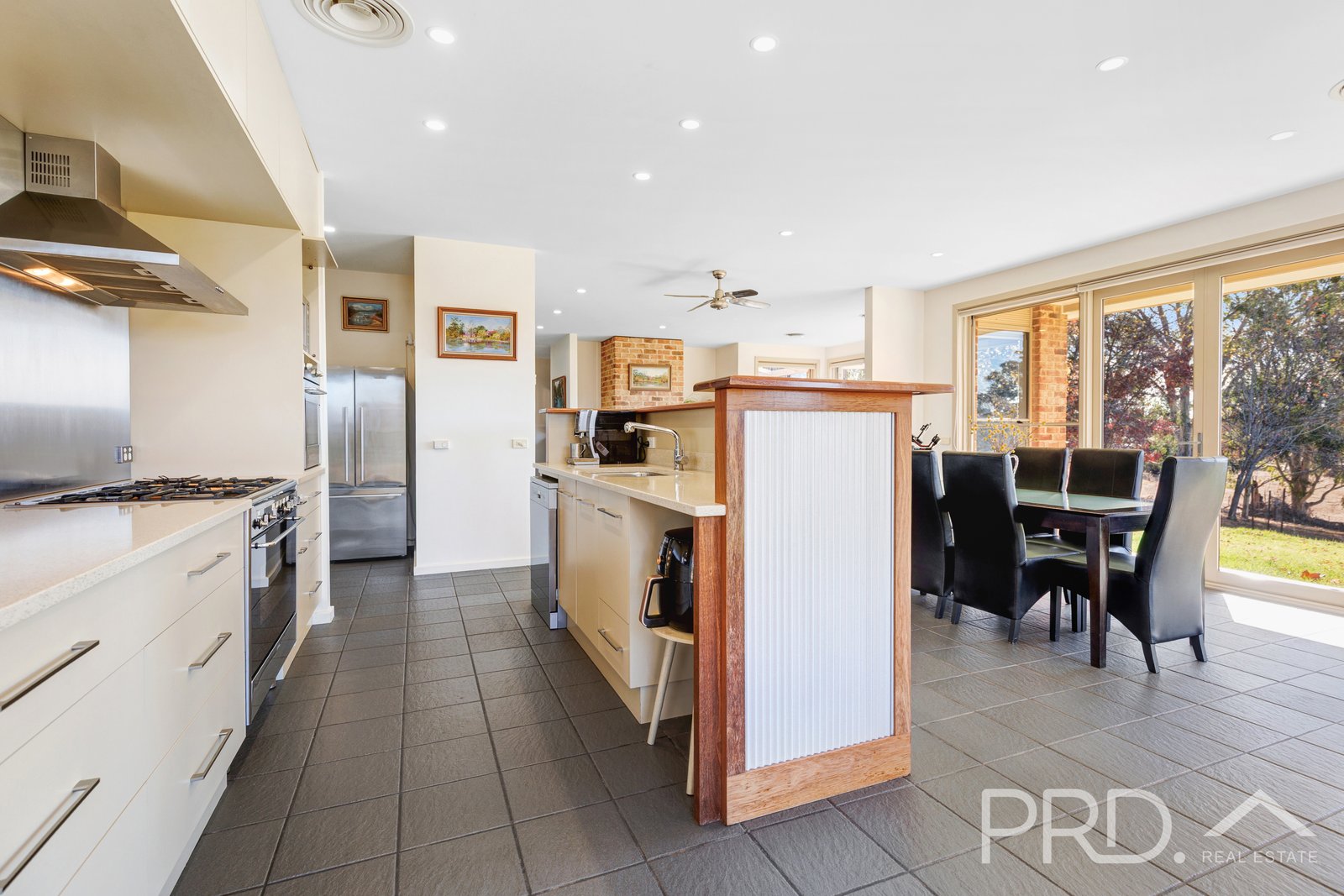 552 Snowy Mountains Highway TUMUT 16