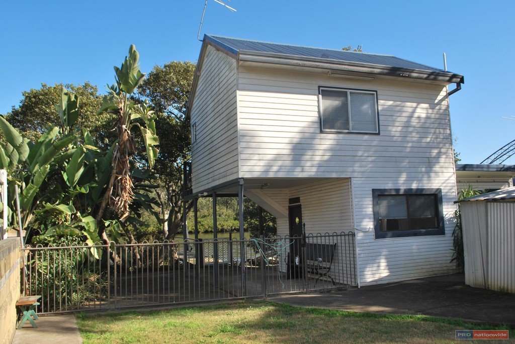 552C Henry Lawson Drive EAST HILLS 2