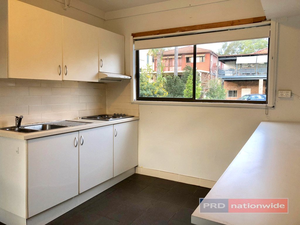 552C Henry Lawson Drive EAST HILLS 4