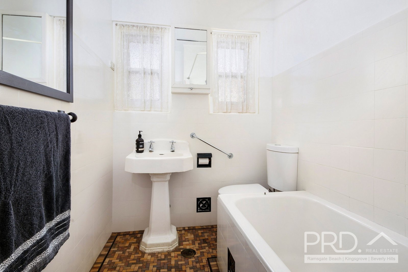 553 King Georges Road BEVERLY HILLS 7