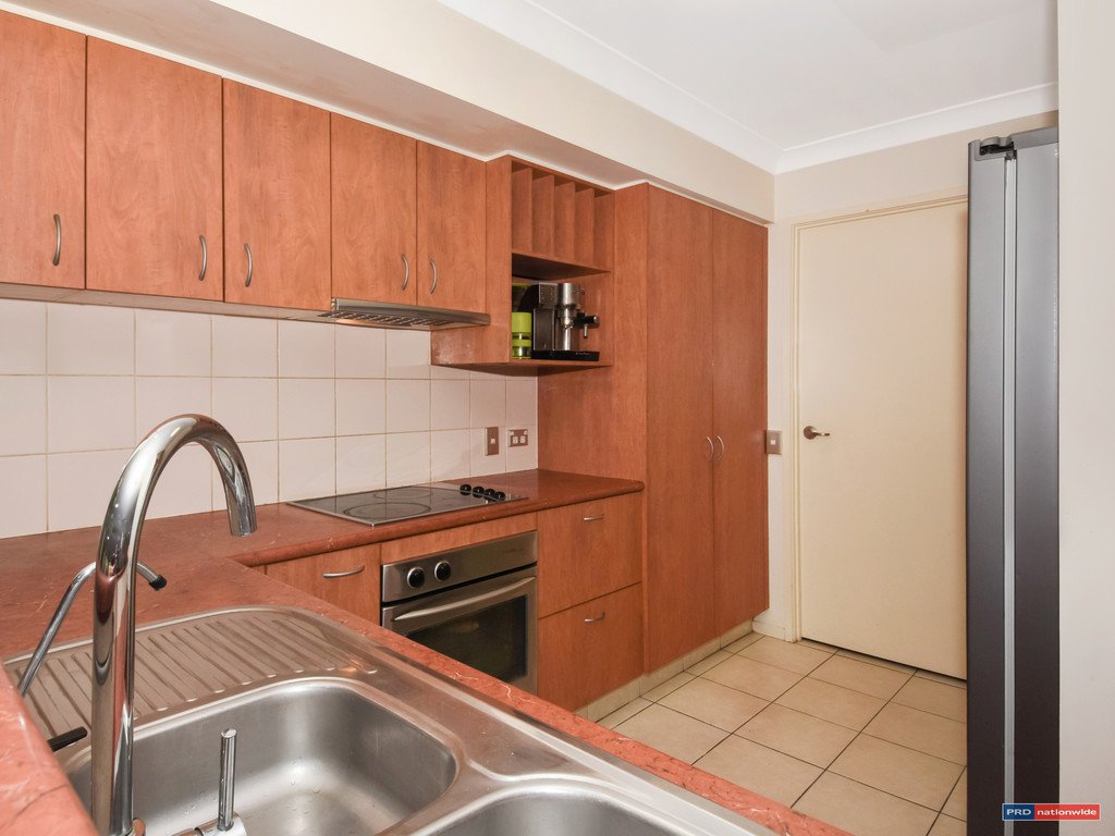 55/302 Christine Avenue VARSITY LAKES 7