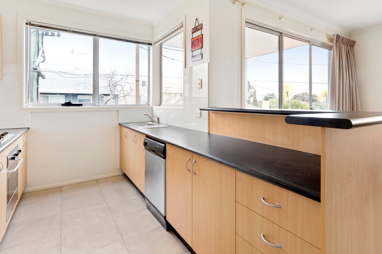 Gallery: 5/535 Highett Road