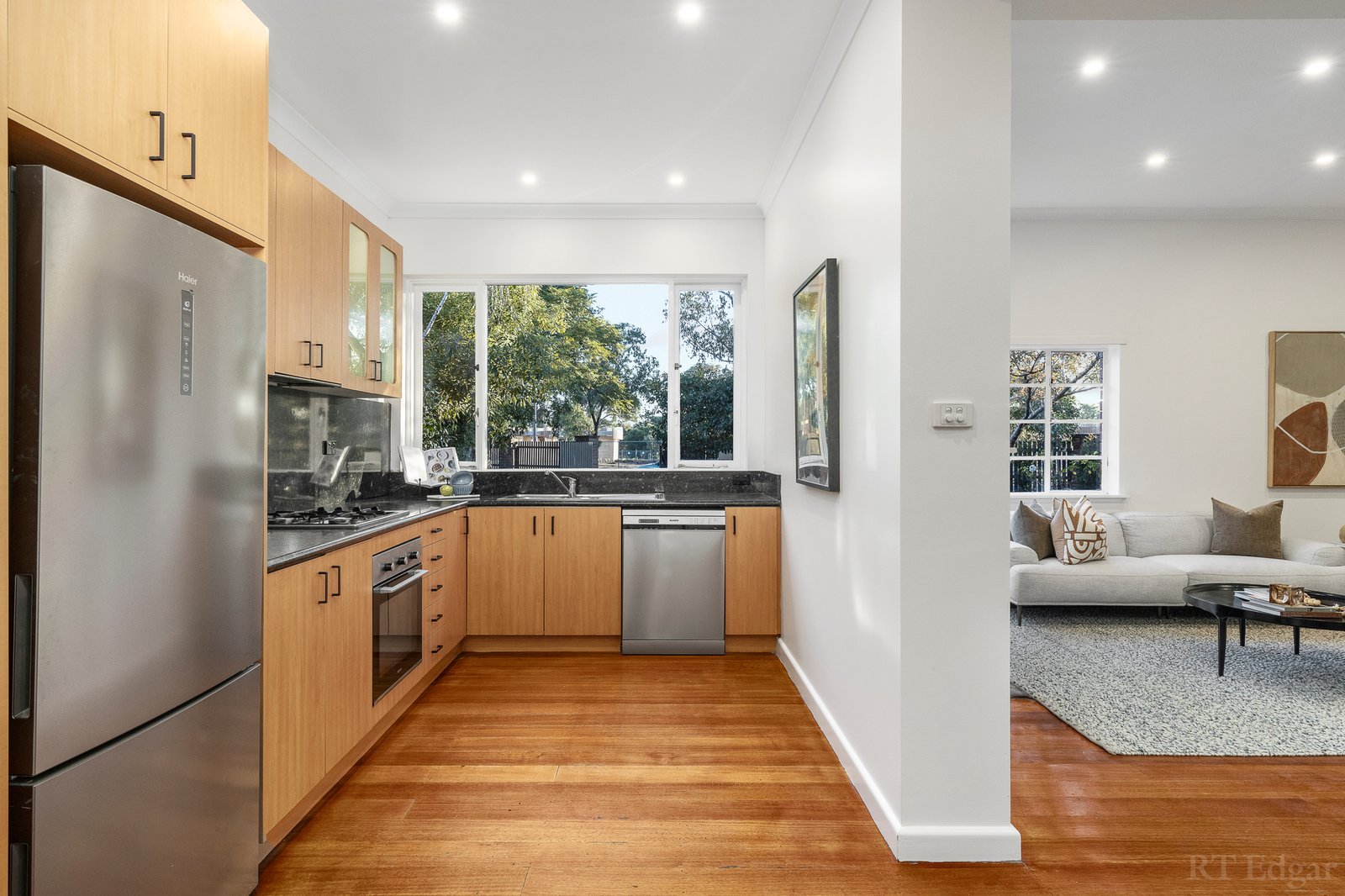Real Estate and Property in 554 New Street, Brighton, VIC