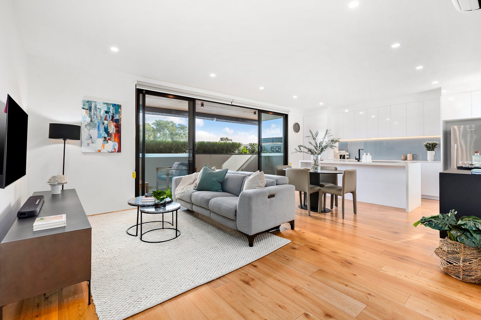 Gallery: 5/547 Hampton Street