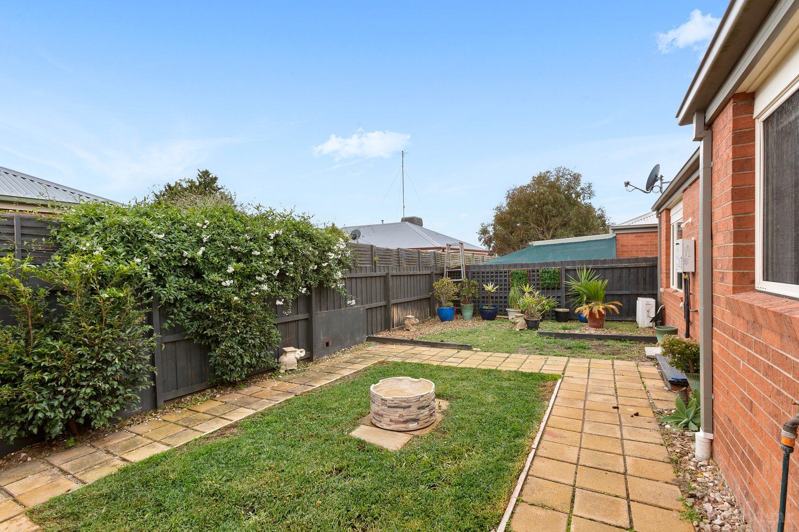 Real Estate and Property in 5/55 Tanner Street, Breakwater, VIC