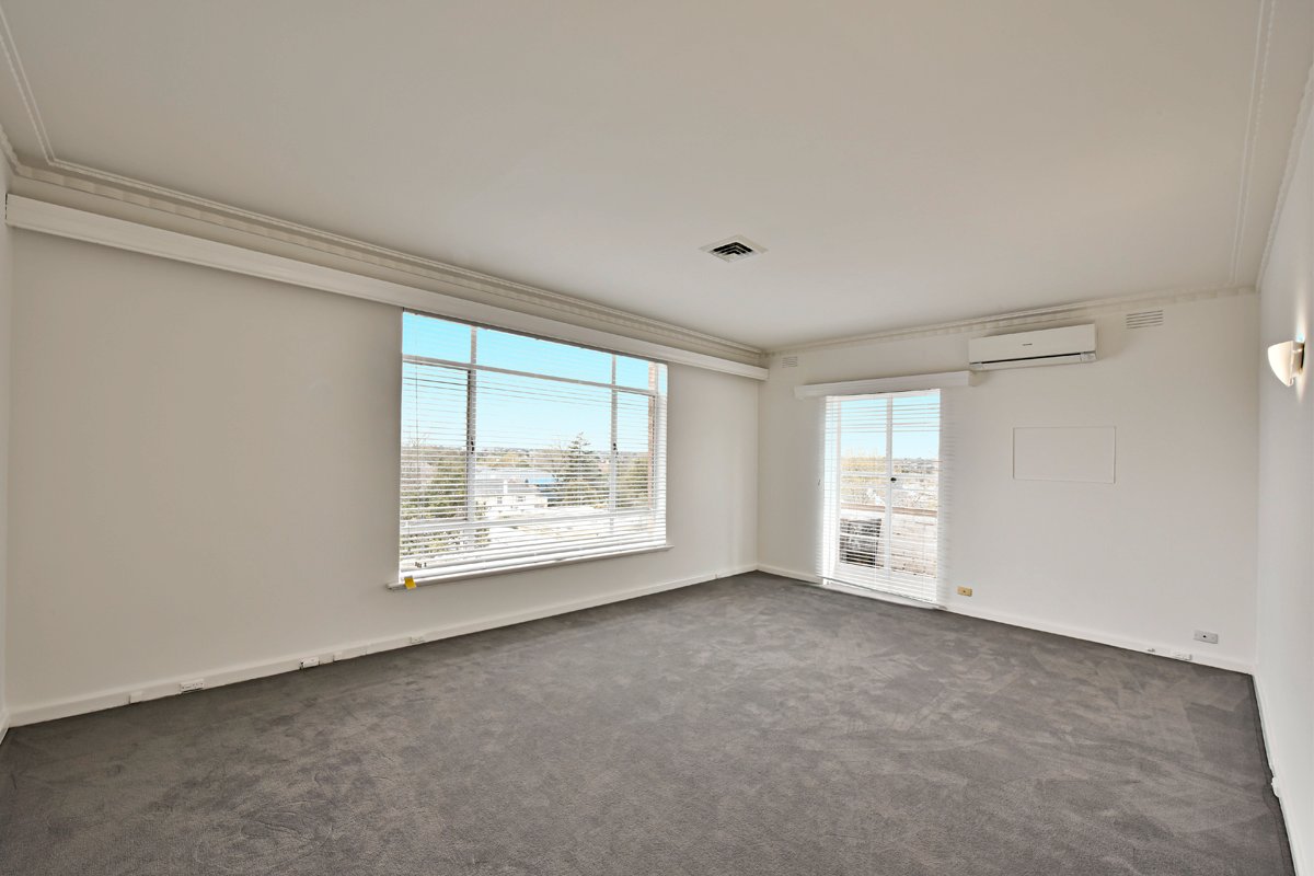 Gallery: 5/558 Toorak Road