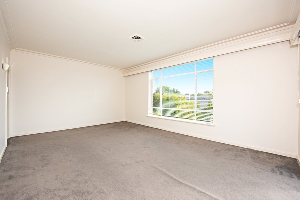 Gallery: 5/558 Toorak Road